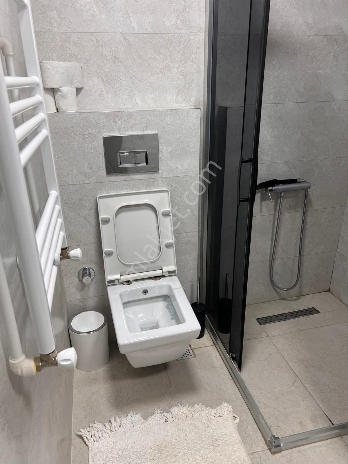 Konyaaltı Liman Mahallesi'nde Havuzlu Sitede Lüks Eşyalı 2+1 Bahçe Katı Daire - Görsel 26
