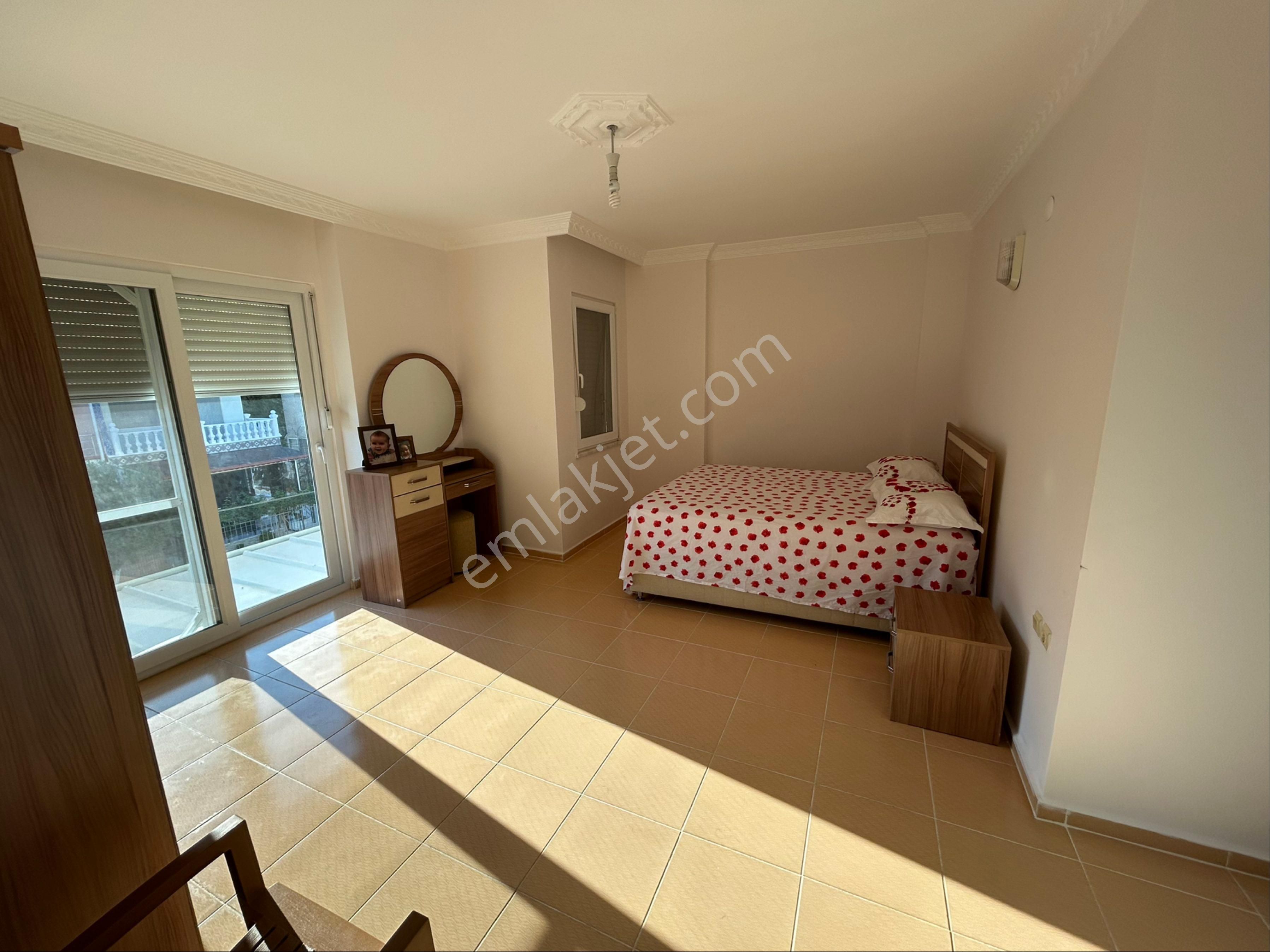 Didim Merkezde 3+1 Geniş Villa - Görsel 23