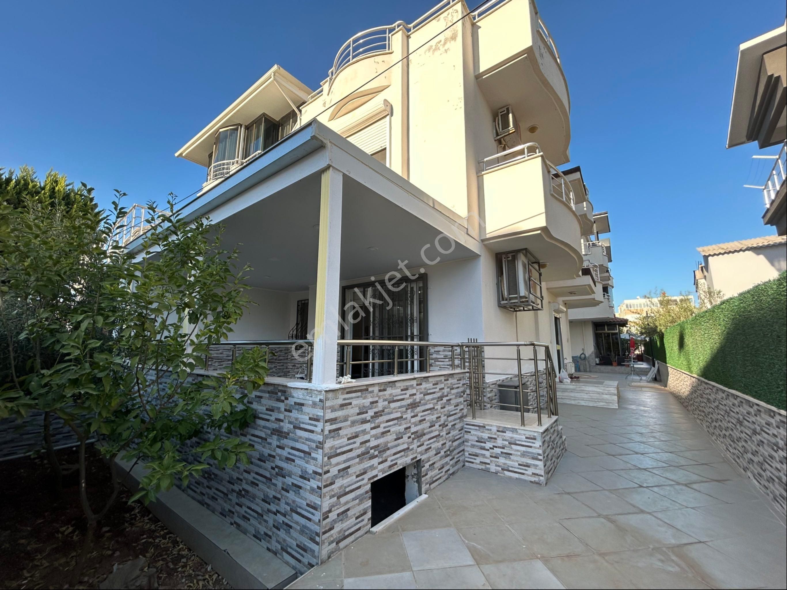 Didim Merkezde 3+1 Geniş Villa - Görsel 7