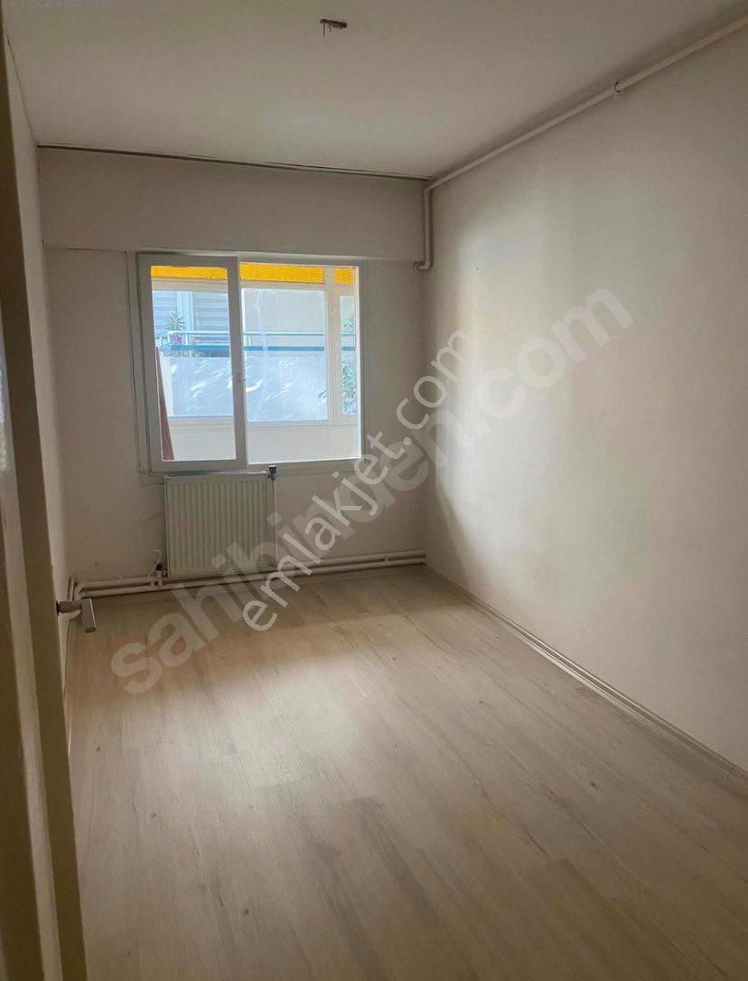 Bornovanın Kalbinde, Eşsiz Konumda,aydınlık Ve Ferah3+1 Daire - Görsel 7