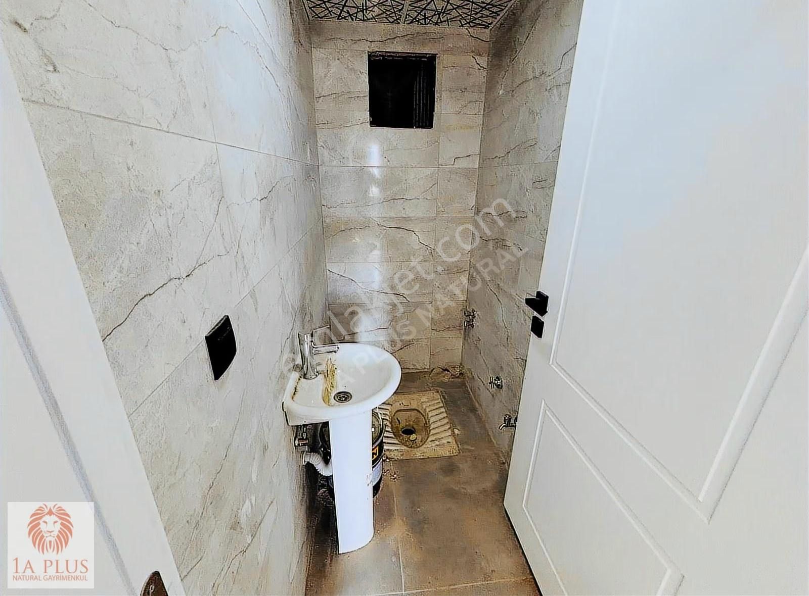 Aktoprak'ta Havuzlu Asansörlü 2+1 115 M2 Kiralık Sıfır Daire - Görsel 11