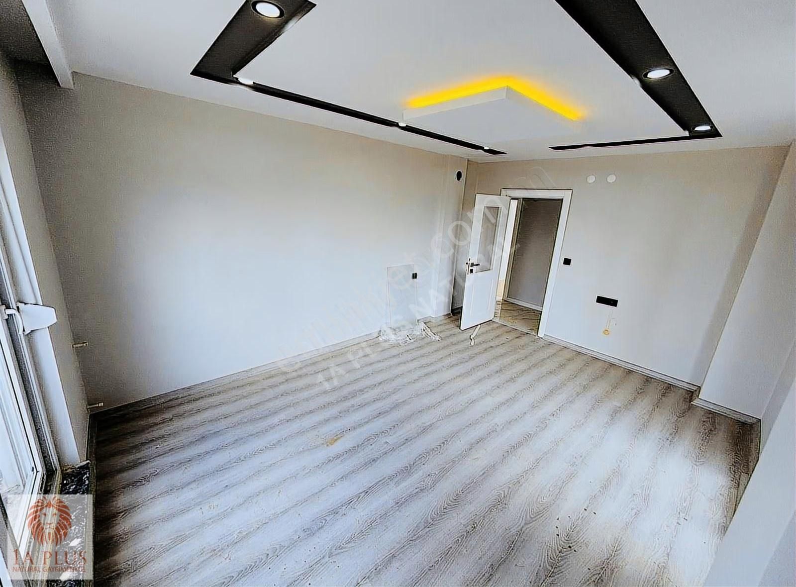 Aktoprak'ta Havuzlu Asansörlü 2+1 115 M2 Kiralık Sıfır Daire - Görsel 5