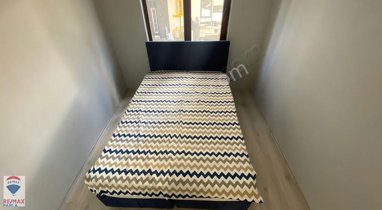 Körfez'de, Merkezi Konumda Yokuşsuz, Eşyalı 1+1 Fırsat Daire - Görsel 11