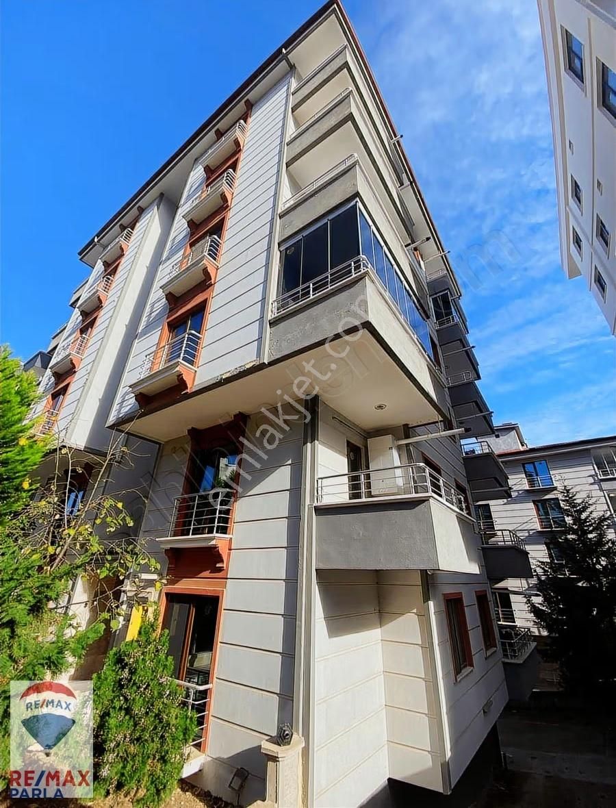 Körfez'de, Merkezi Konumda Yokuşsuz, Eşyalı 1+1 Fırsat Daire - Görsel 3