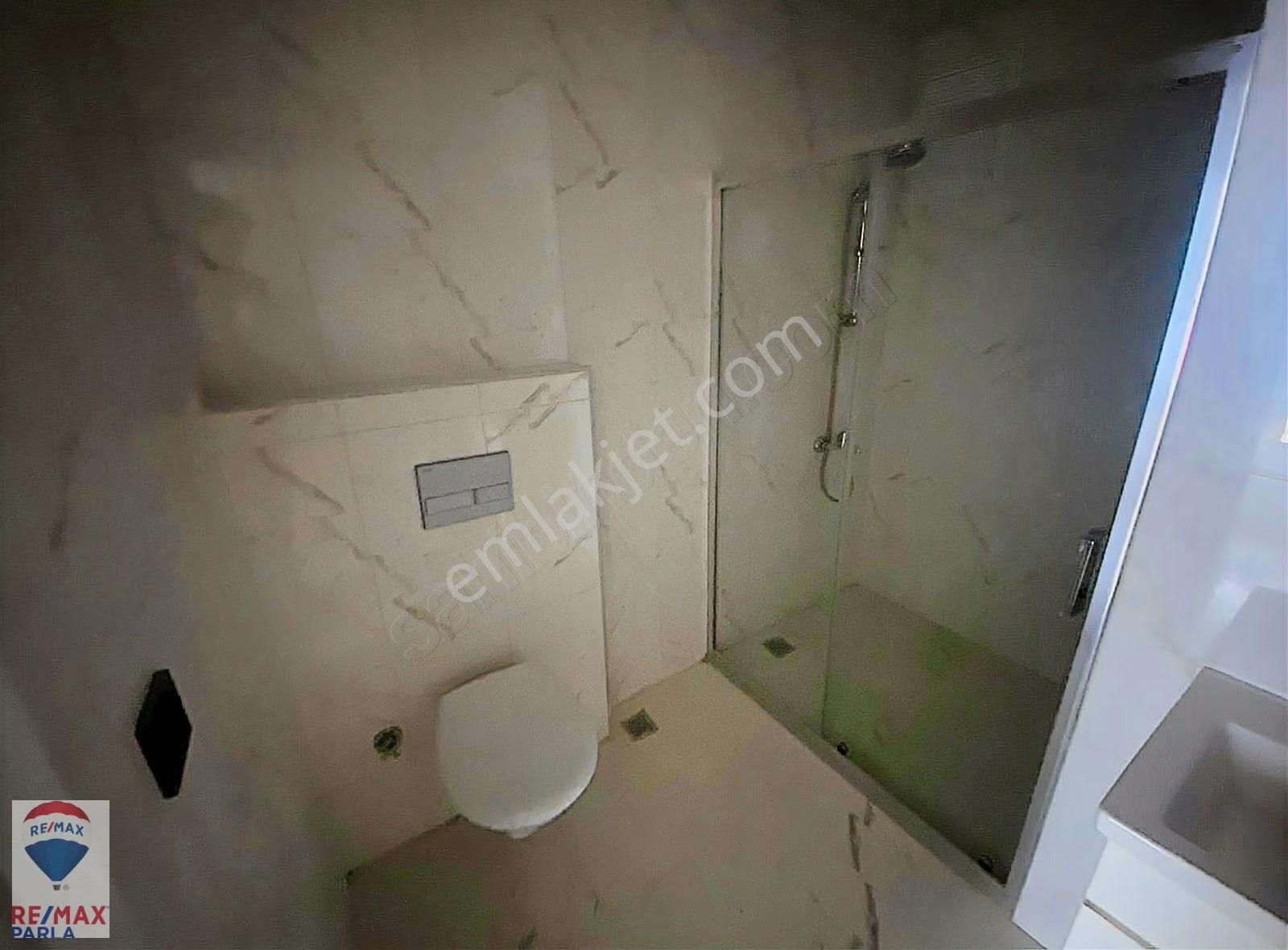 Atakum Yenimahalle'de | Kiracılı 1+1 - Görsel 3