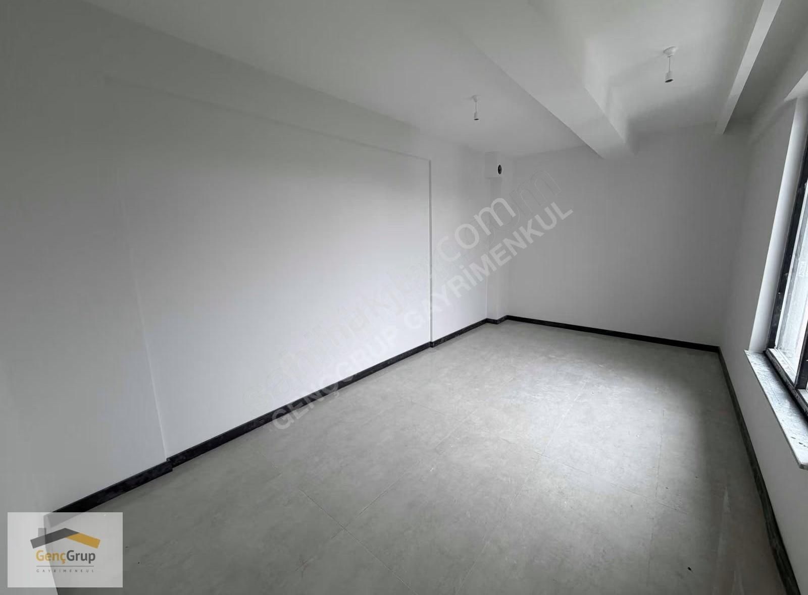 *genç Grup* Önü Açık Yeşile Manzaralı,çift Balkon'lu Geniş 2+1. - Görsel 14