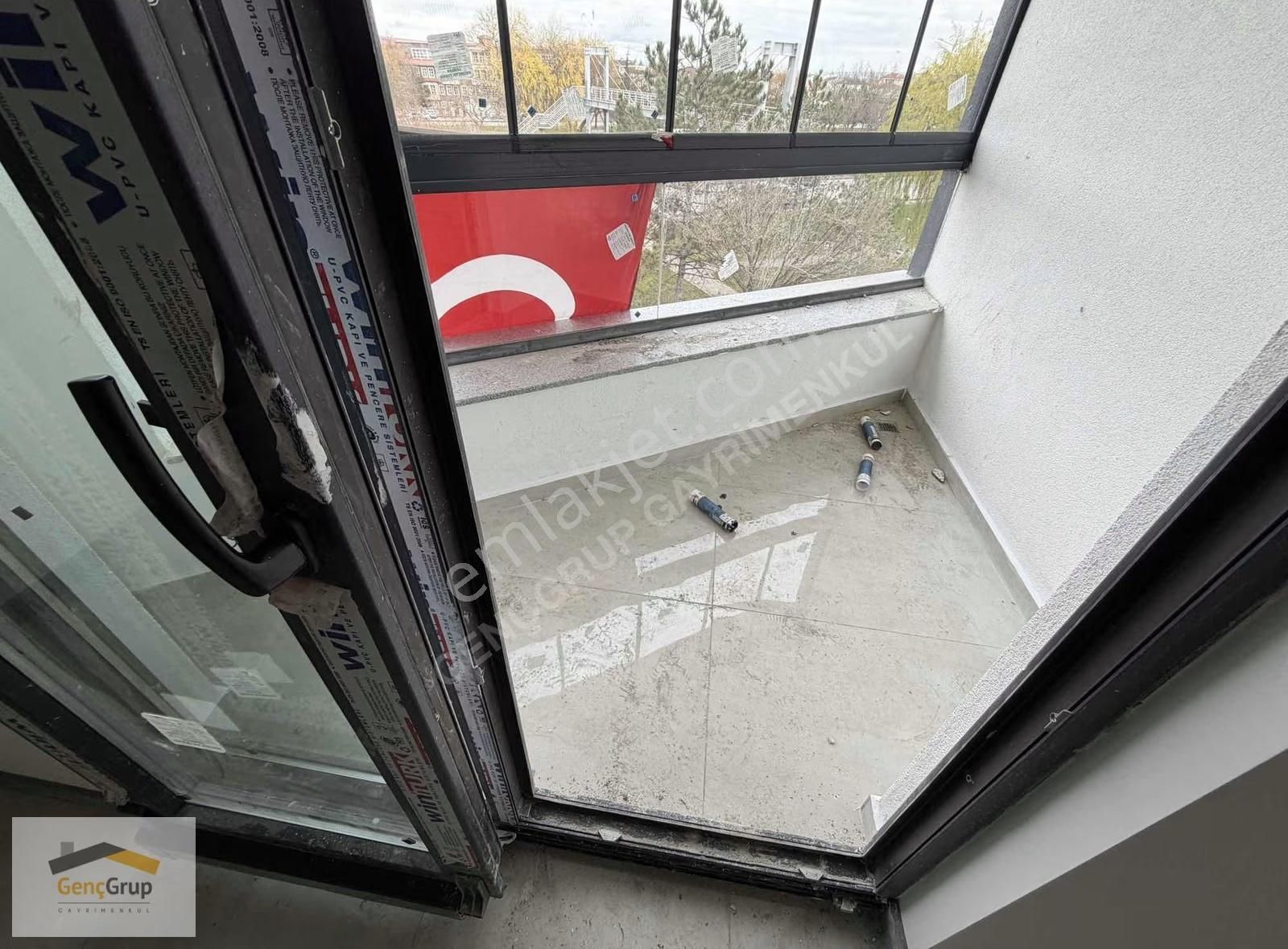 *genç Grup* Park Manzaralı,özel Garajlı,çift Balkon'lu Geniş 3+1 - Görsel 10