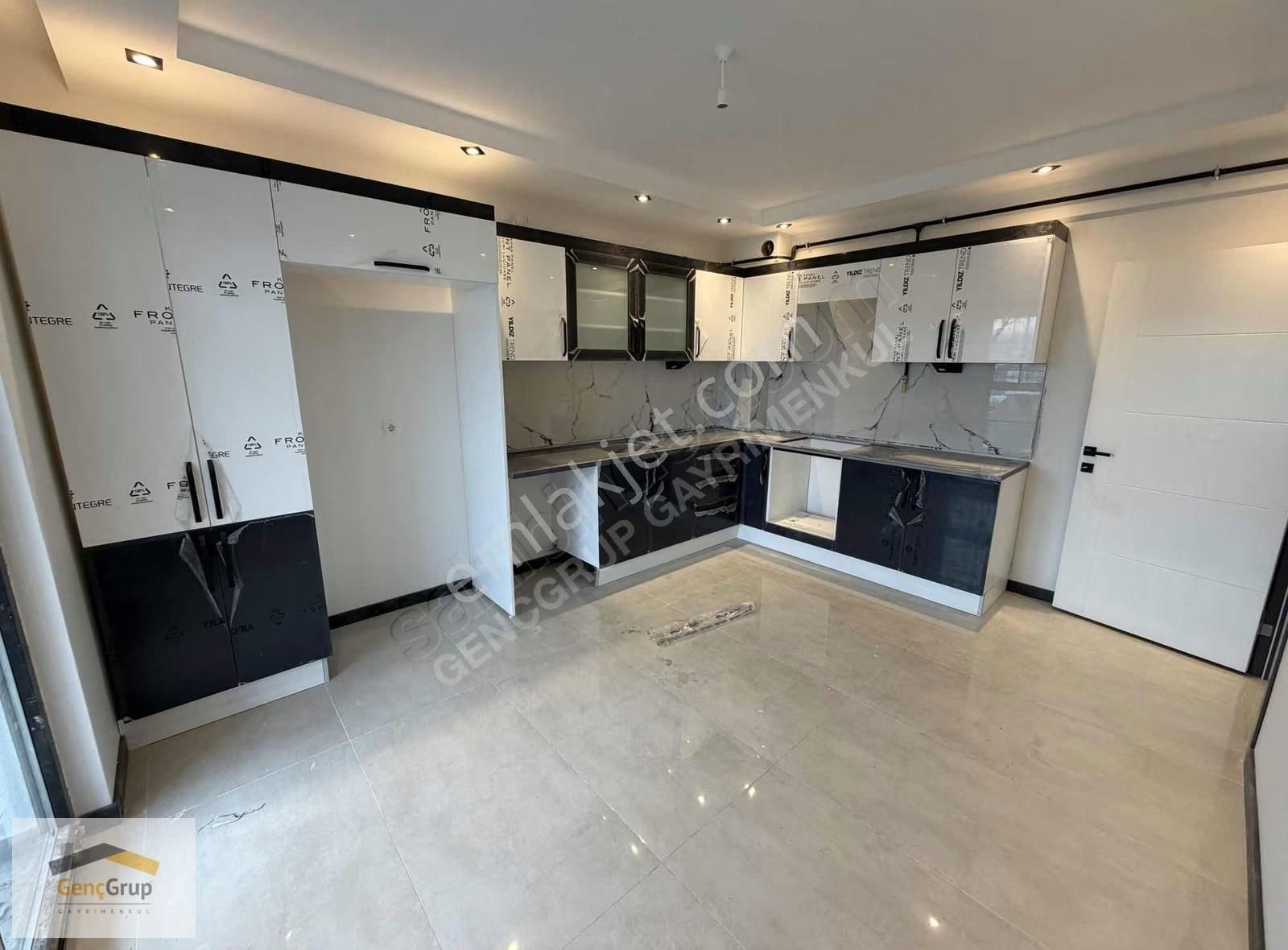 *genç Grup* Park Manzaralı,özel Garajlı,çift Balkon'lu Geniş 3+1 - Görsel 17