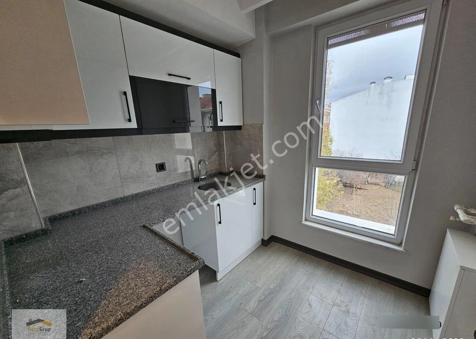 *genç Grup* Sütlüce Uluzafer Cad Üzerinde Şık Tasarım Arakat 2+0 - Görsel 11