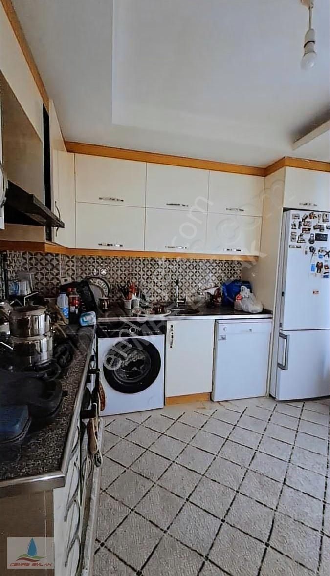 Denizli Anafartalar Mahallesinde Caddeye Yakın 8yıllık Daire - Görsel 21