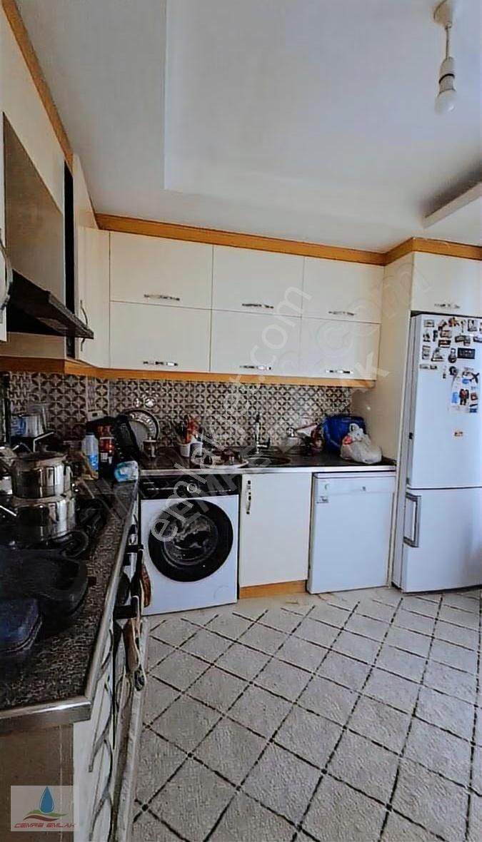 Denizli Anafartalar Mahallesinde Caddeye Yakın 8yıllık Daire - Görsel 4