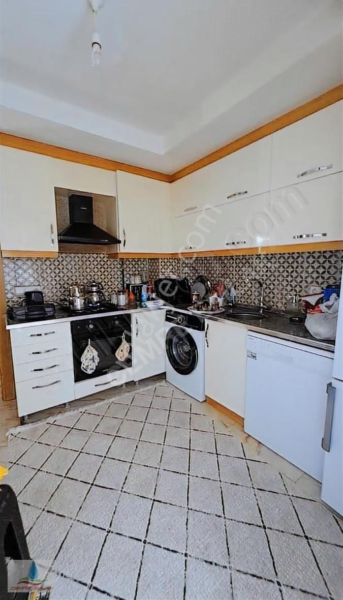 Denizli Anafartalar Mahallesinde Caddeye Yakın 8yıllık Daire - Görsel 3