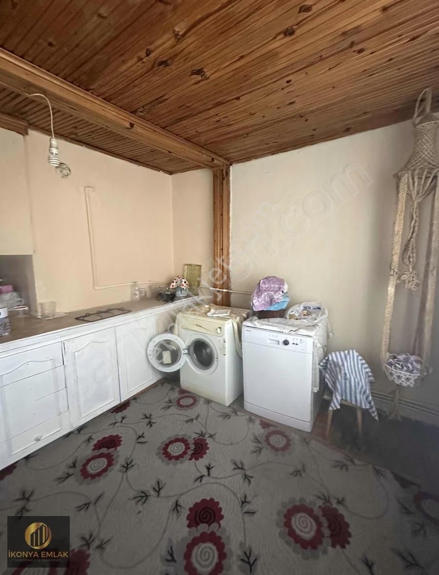 Teraslı Süper Konumda Acil Satılık 180m2 2+1 Evi Ve Teras - Görsel 26