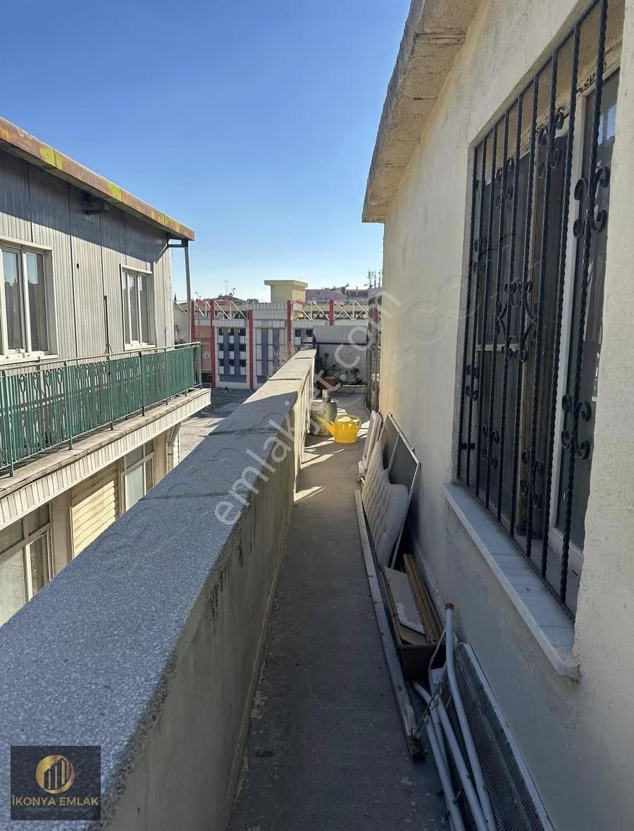 Teraslı Süper Konumda Acil Satılık 180m2 2+1 Evi Ve Teras - Görsel 11