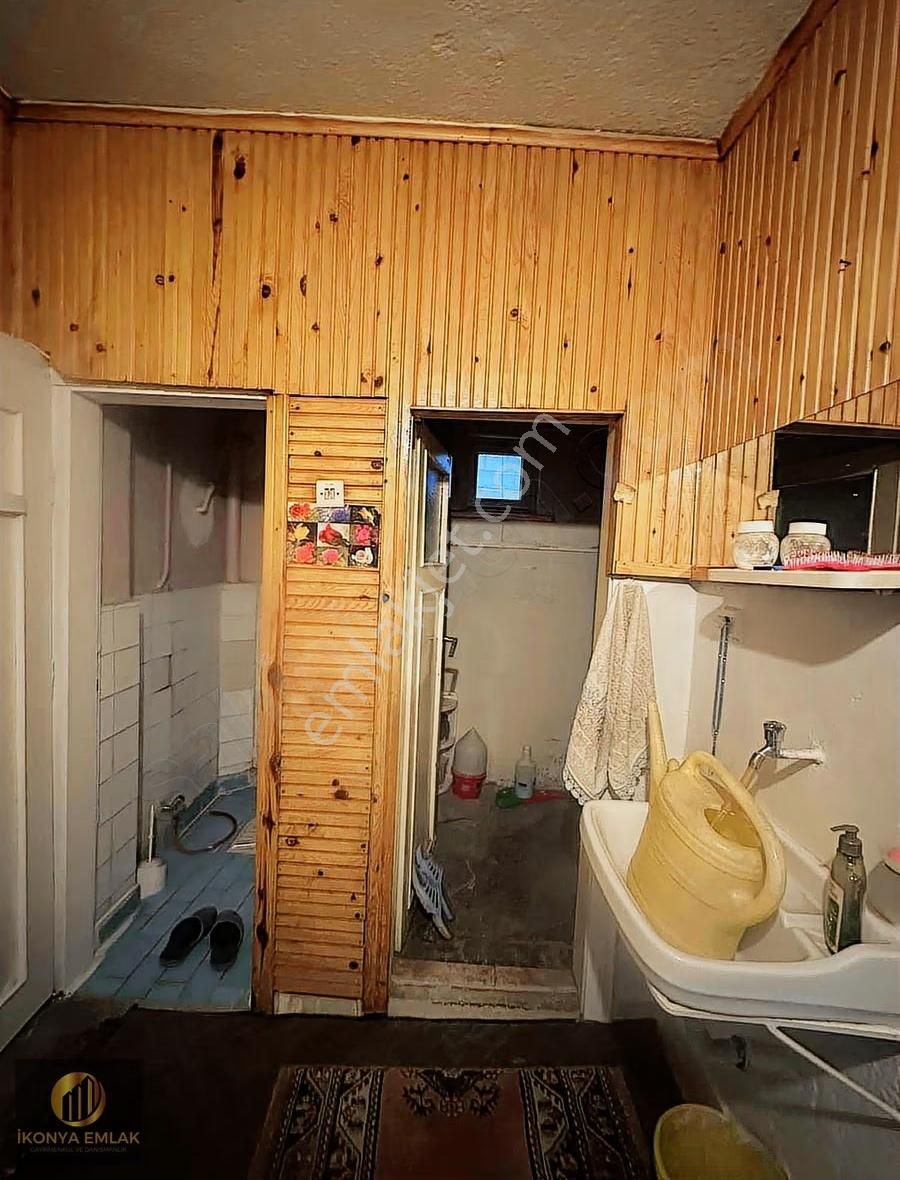 Teraslı Süper Konumda Acil Satılık 180m2 2+1 Evi Ve Teras - Görsel 2