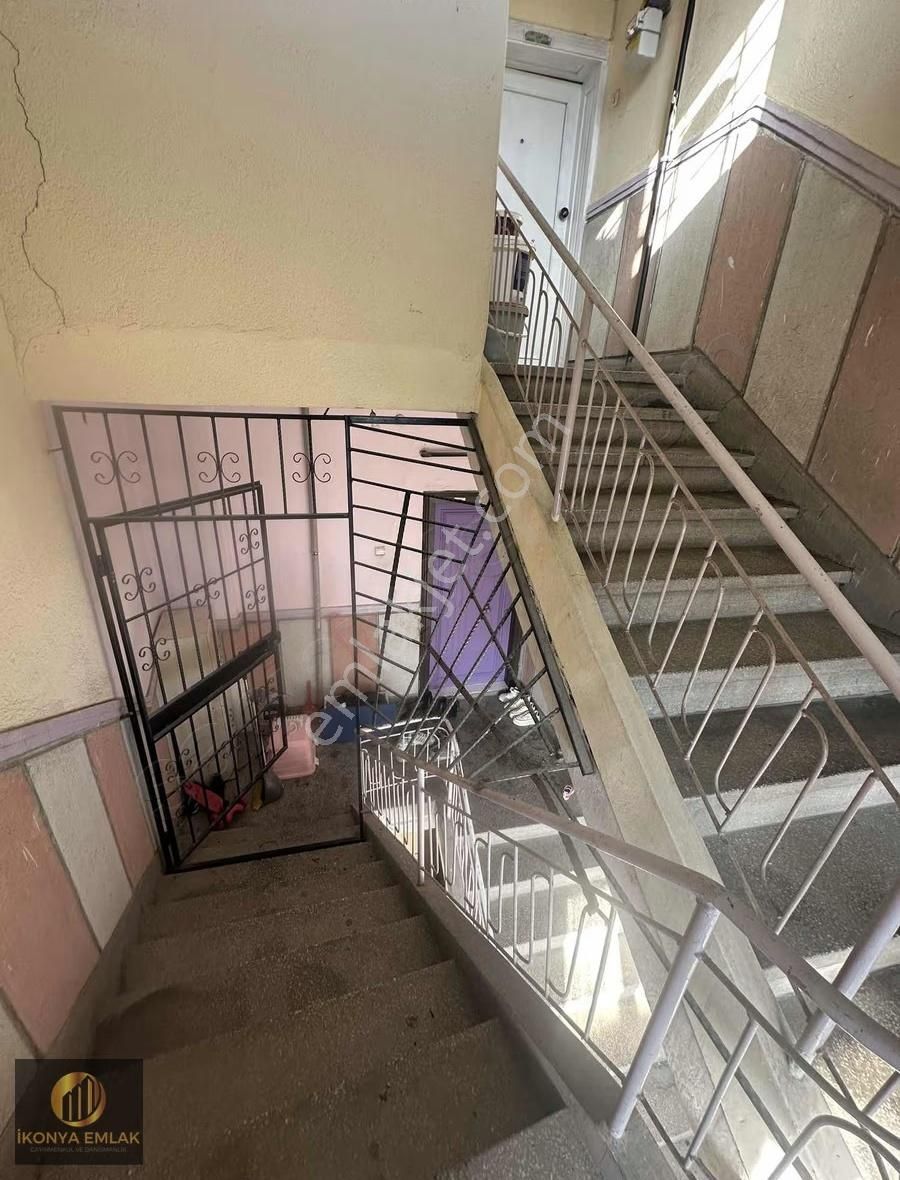 Teraslı Süper Konumda Acil Satılık 180m2 2+1 Evi Ve Teras - Görsel 23