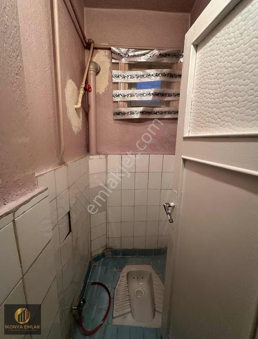 Teraslı Süper Konumda Acil Satılık 180m2 2+1 Evi Ve Teras - Görsel 22