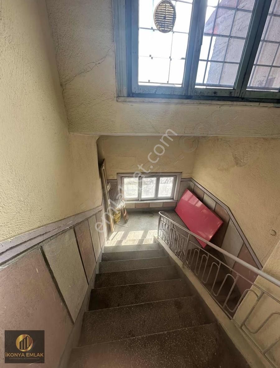 Teraslı Süper Konumda Acil Satılık 180m2 2+1 Evi Ve Teras - Görsel 24