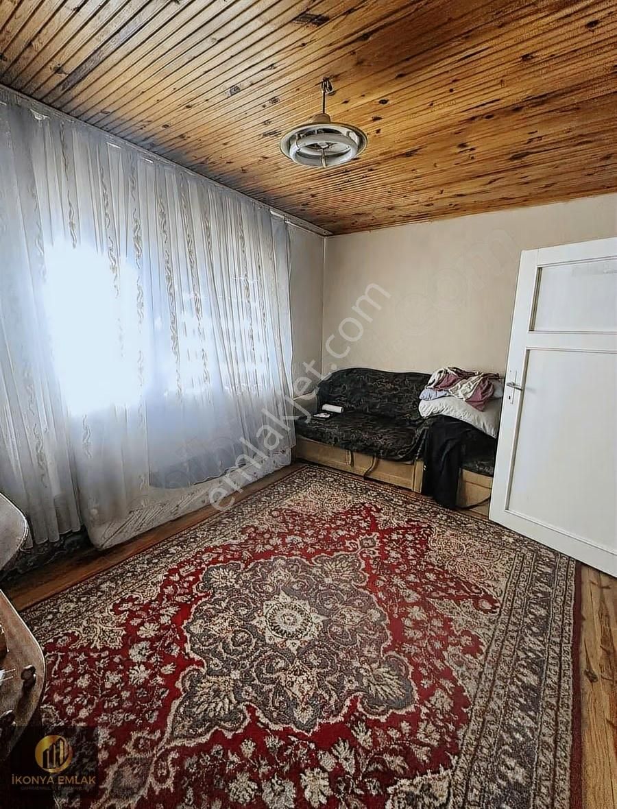 Teraslı Süper Konumda Acil Satılık 180m2 2+1 Evi Ve Teras - Görsel 5