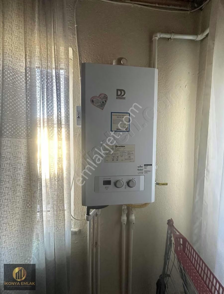 Teraslı Süper Konumda Acil Satılık 180m2 2+1 Evi Ve Teras - Görsel 4