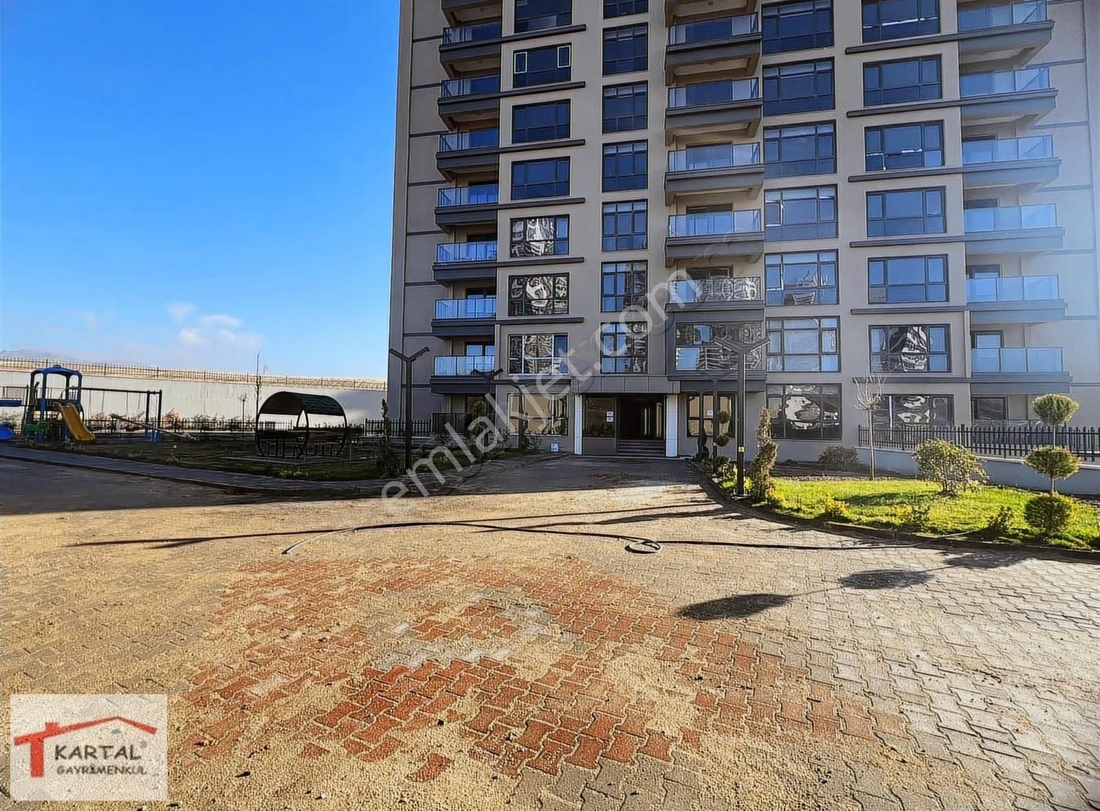 Kartal'dan Çakırlar'da Kata 2+1 Sıfır Ebeyn Banyolu - Görsel 3