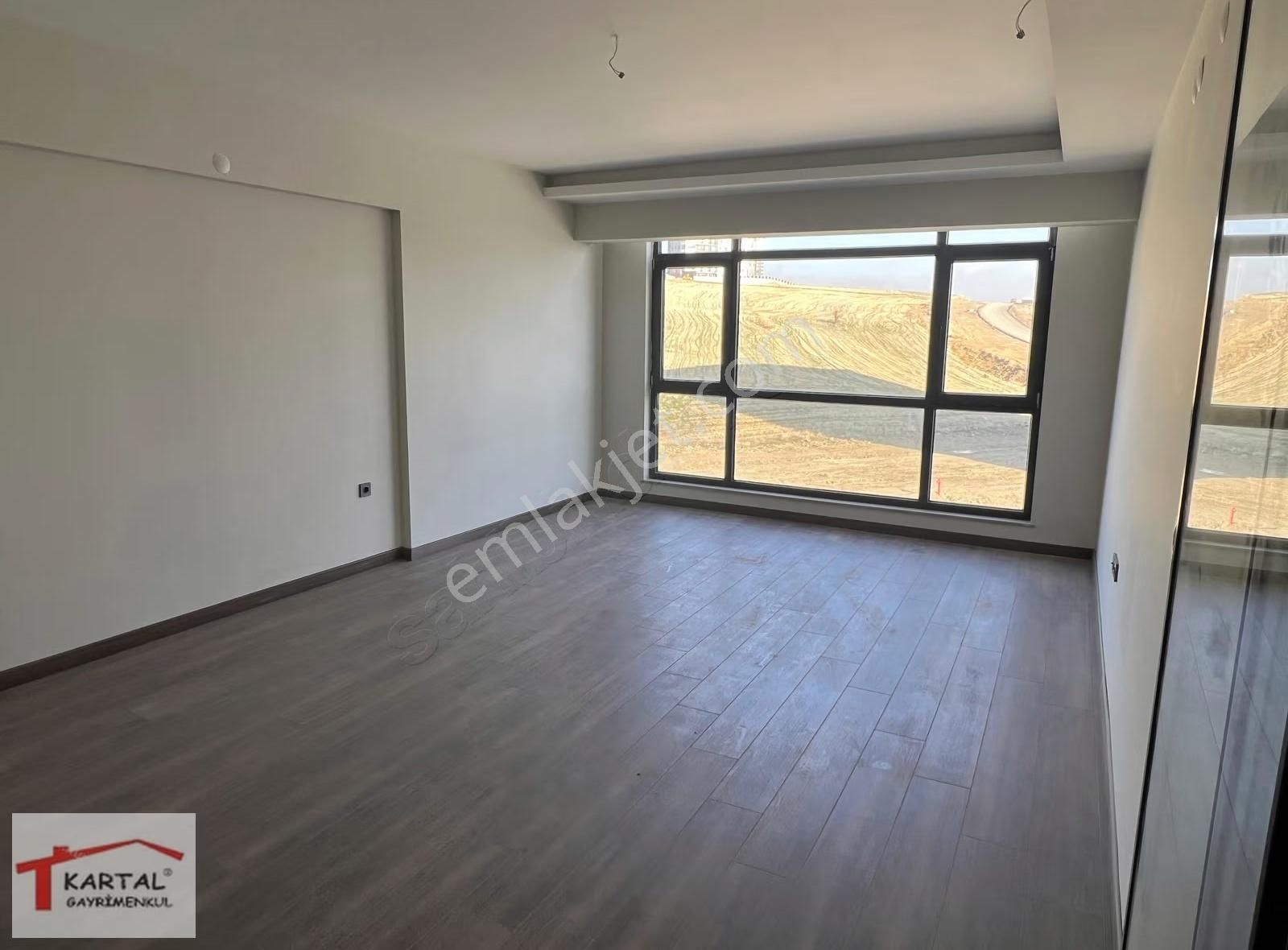 Kartal'dan Çakırlar'da Sıfır Katta 2+1 Ebeveyn Banyolu - Görsel 7