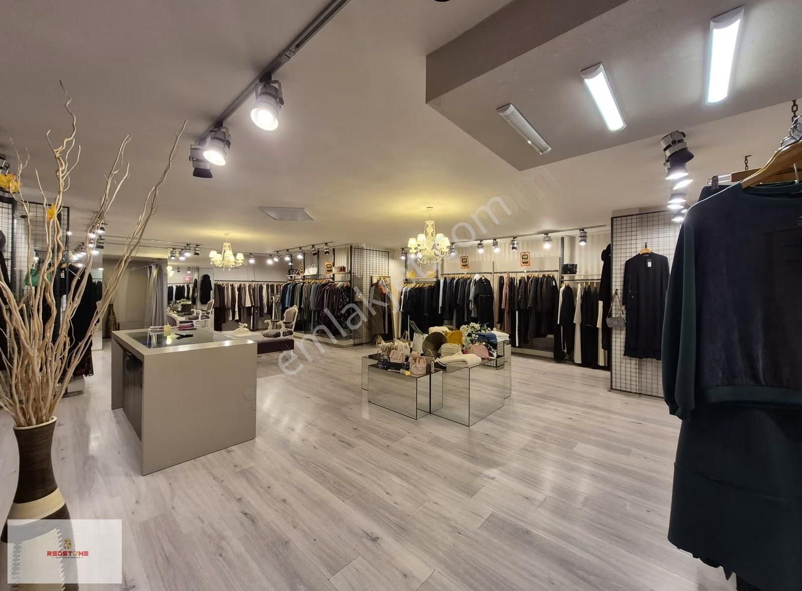 Perge Bulvarı Cadde Üzeri Tesettür Butik Devren Kiralık - Görsel 6