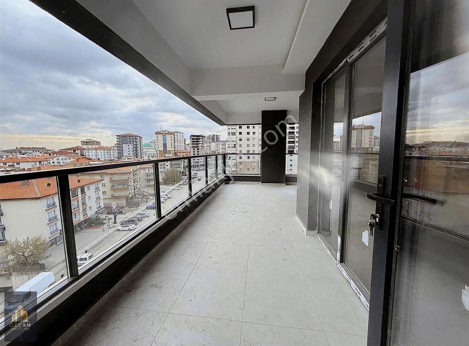 //özçam'dan█hastane Yakını Bulvar Üzerinde 165m2 Ultra Lüx Daire - Görsel 16