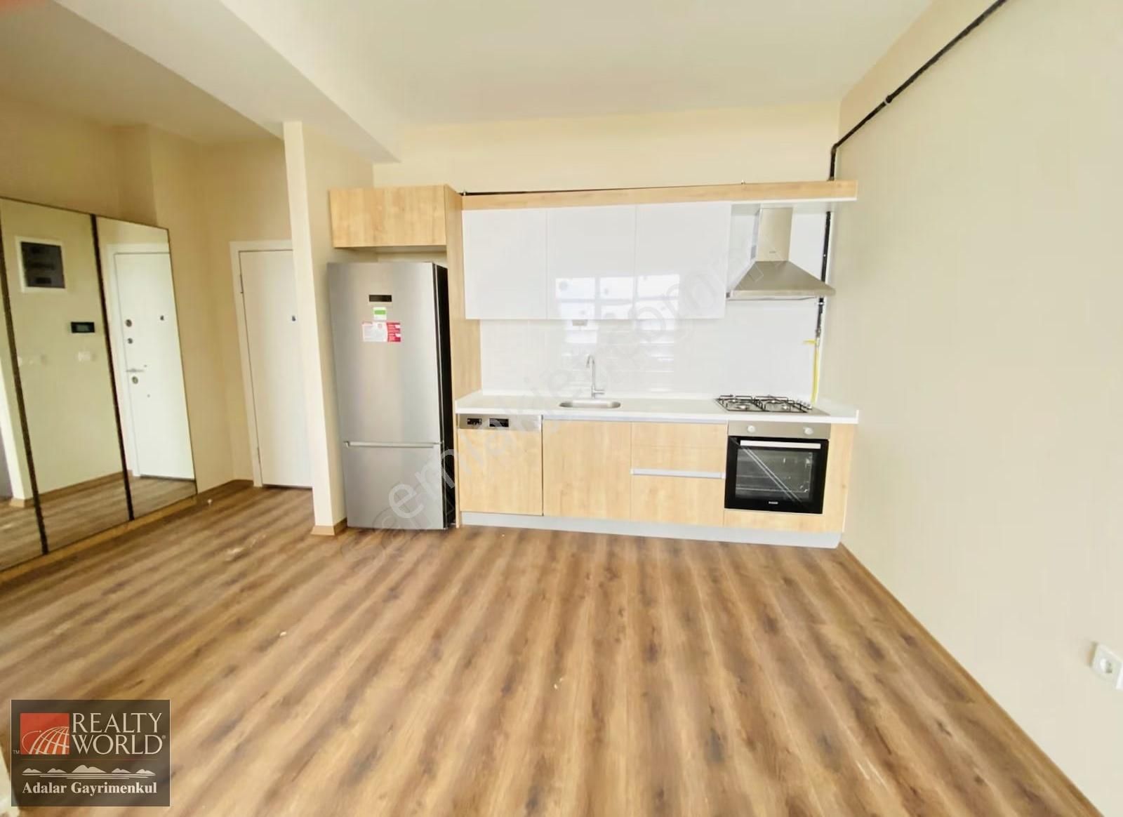 Cihan Albayrak'tan Maltepe Teras Park'ta 1+1 Kiralık Daire