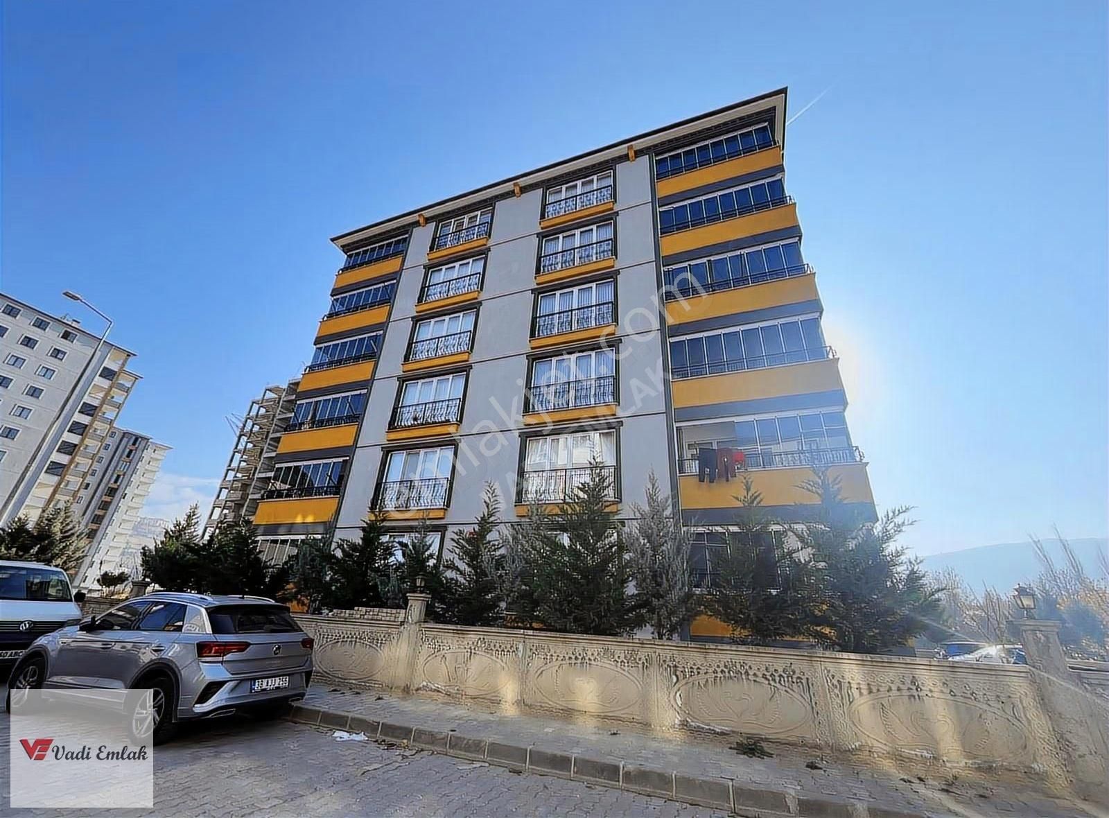 Vadi Emlak'tan Yeniyurt Mah.3,5+1 Acil Satılık Daire