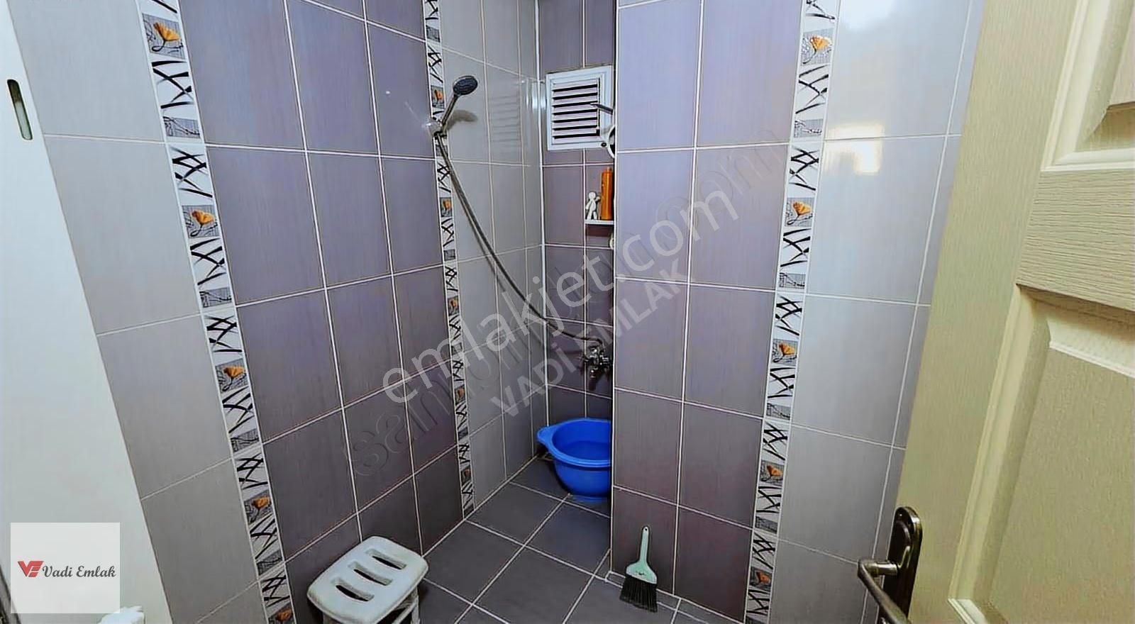 Vadi Emlak'tan Sosyal Hizmetler Müd.karşısı Satılık 2 Katlı Bina - Görsel 5