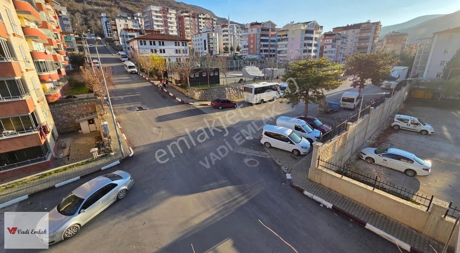 Vadi Emlak'tan Sosyal Hizmetler Müd.karşısı Satılık 2 Katlı Bina - Görsel 13