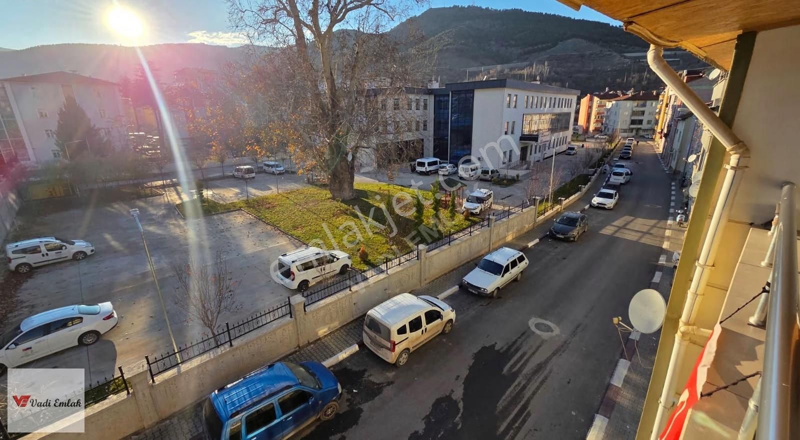 Vadi Emlak'tan Sosyal Hizmetler Müd.karşısı Satılık 2 Katlı Bina - Görsel 14