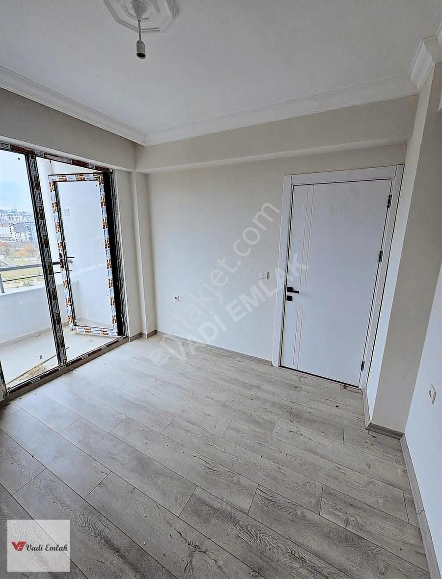 Vadi Emlak'ta Güneşli Mahalesinde Sıfır Arakat Satılık 3+1 Daire - Görsel 5