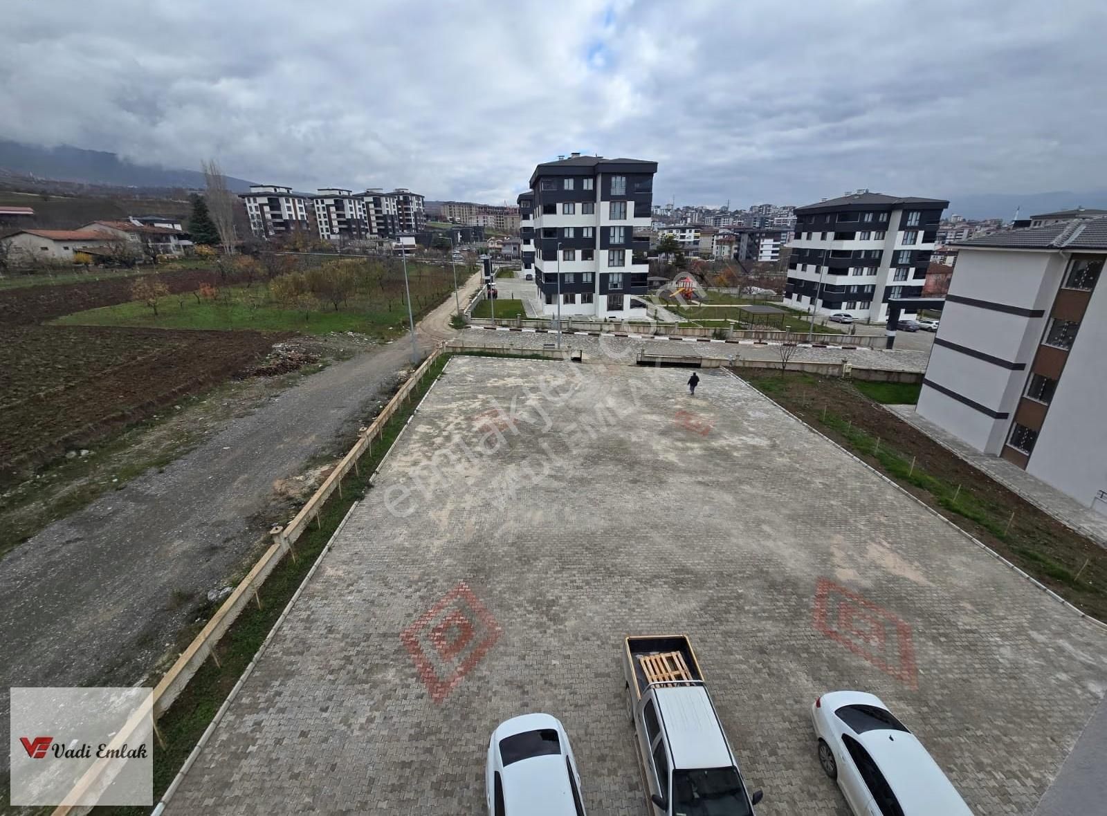 Vadi Emlak'ta Güneşli Mahalesinde Sıfır Arakat Satılık 3+1 Daire - Görsel 23