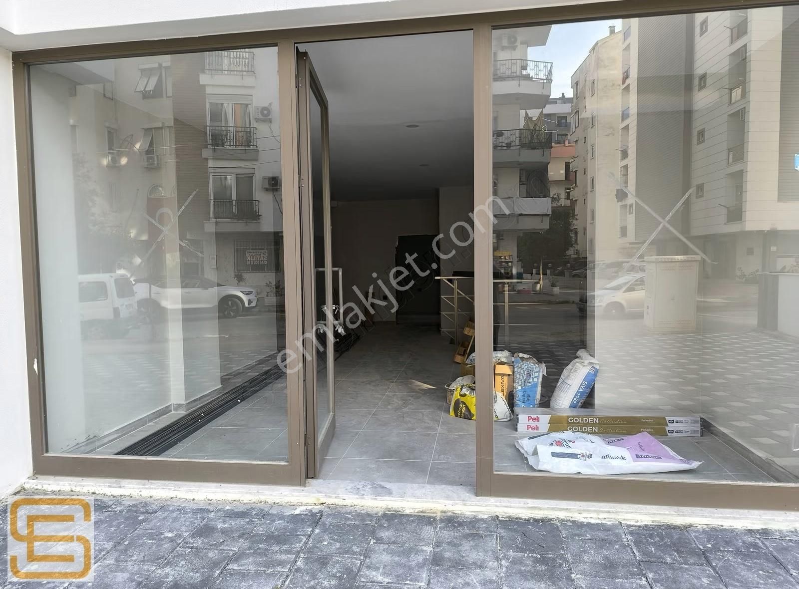 Varlık Mahallesinde Kiralık Dükkanlar - Görsel 2