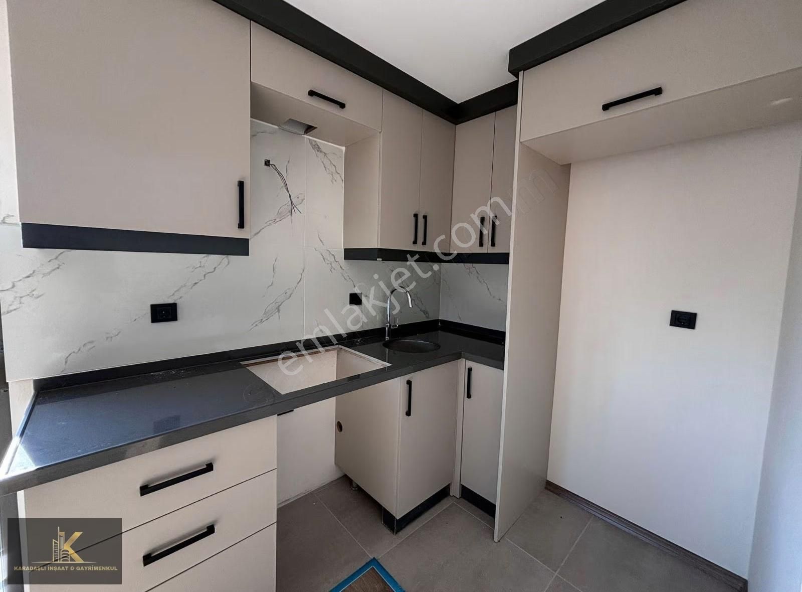 Bahçeyakada Satılık 2+1 Daire - Görsel 9