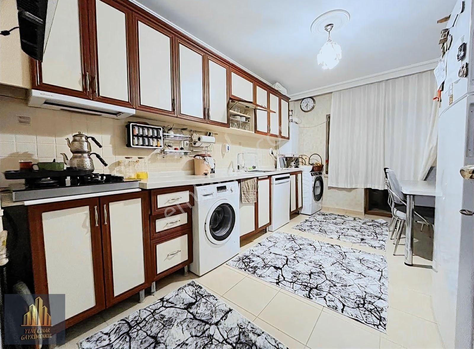 Yeşilbayır Cadde Dibinde Geniş M2 Li Ara Kat 3+1 Daire - Görsel 2