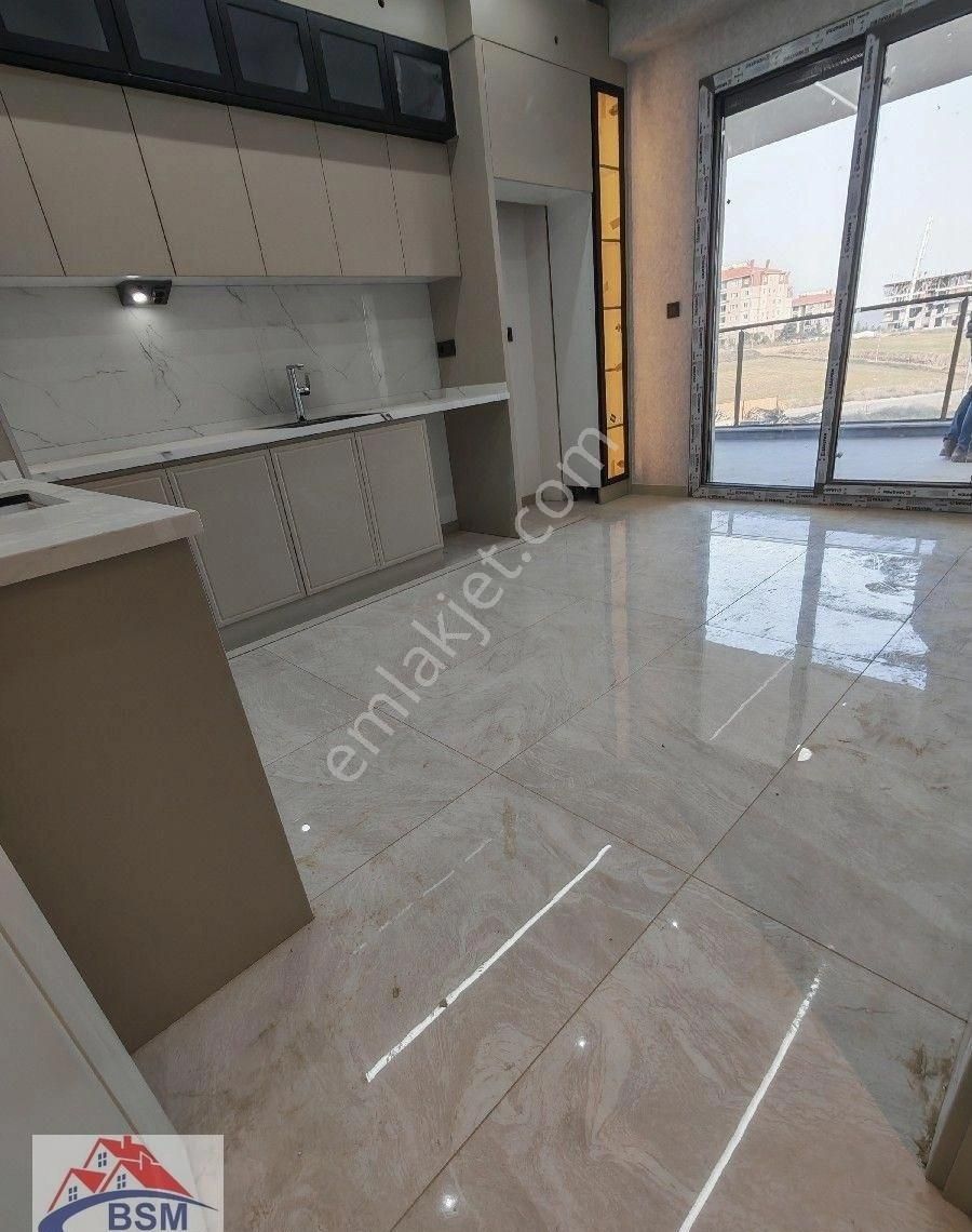 Bsm'den Yenişafakta Ultra Lüks Panjurlu Daireler - Görsel 11