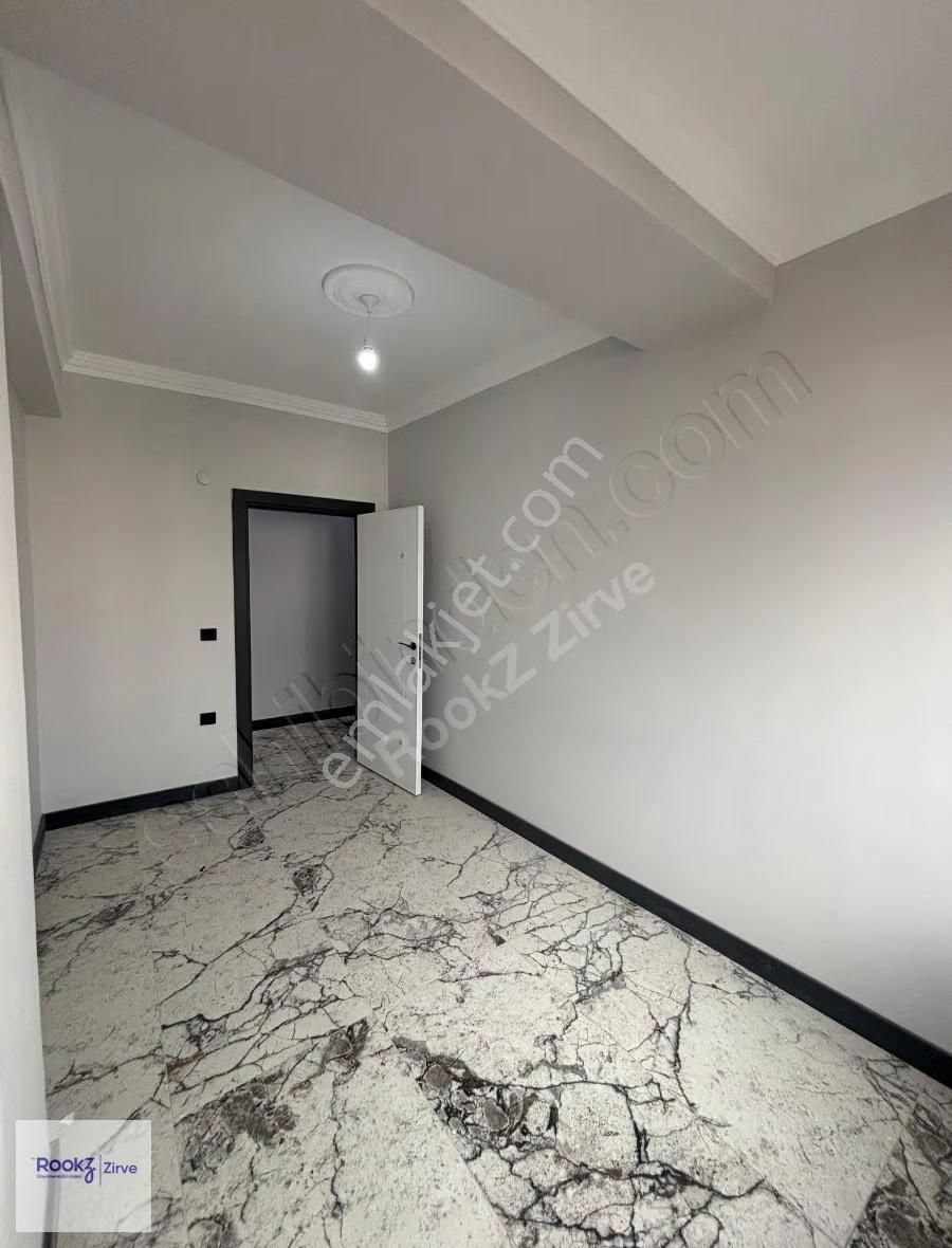Çiftlikköy Çiftlik Mahallesinde Satılık 2+1 Daire - Görsel 8