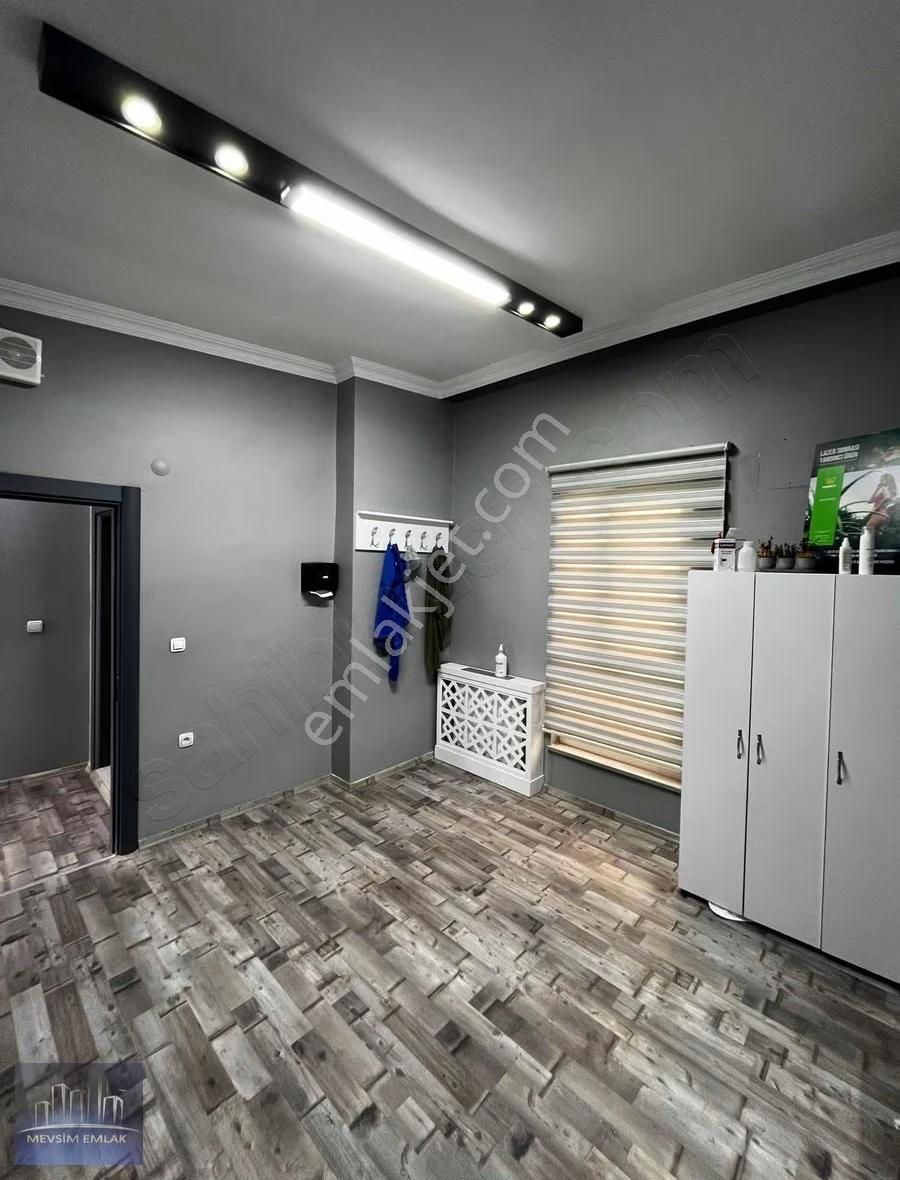 Mevsim Emlaktan Kazımkarabekir Cad Kiralık 4+1 Dubleks Ofis - Görsel 11