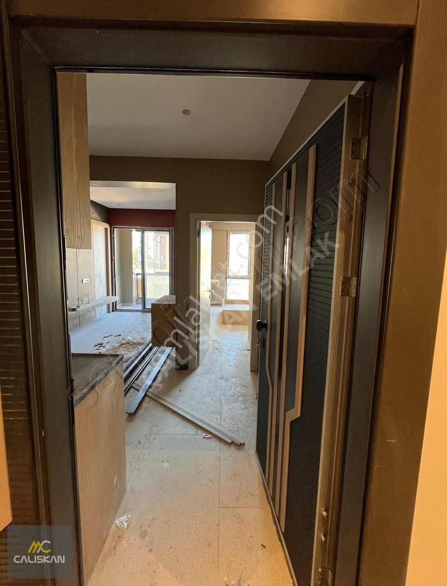 Üniversite Hast. Karşısı Yüksek Kira Getirili Satılık 1+1 Daire - Görsel 23