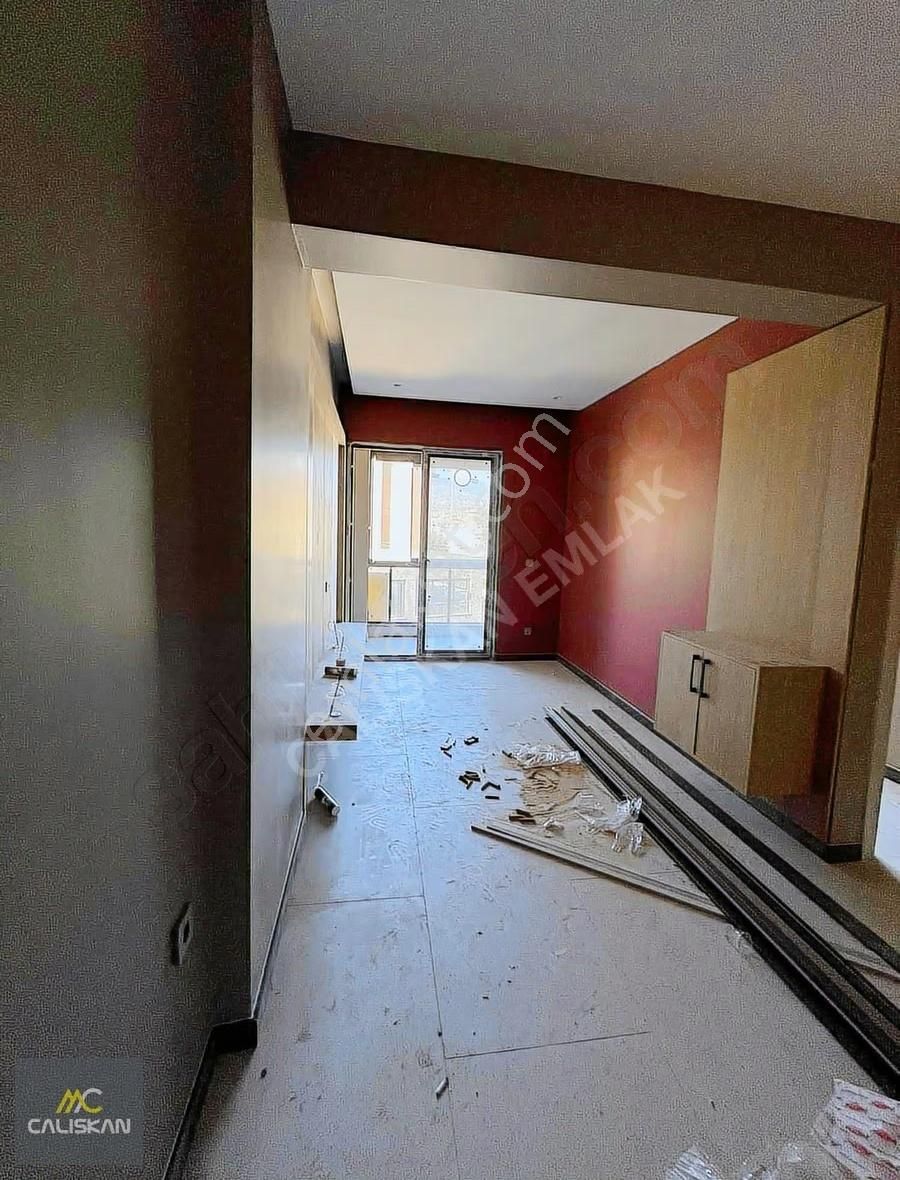 Üniversite Hast. Karşısı Yüksek Kira Getirili Satılık 1+1 Daire - Görsel 15