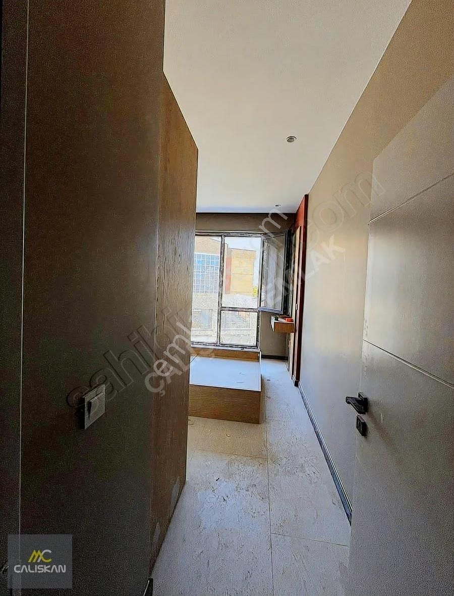 Üniversite Hast. Karşısı Yüksek Kira Getirili Satılık 1+1 Daire - Görsel 6