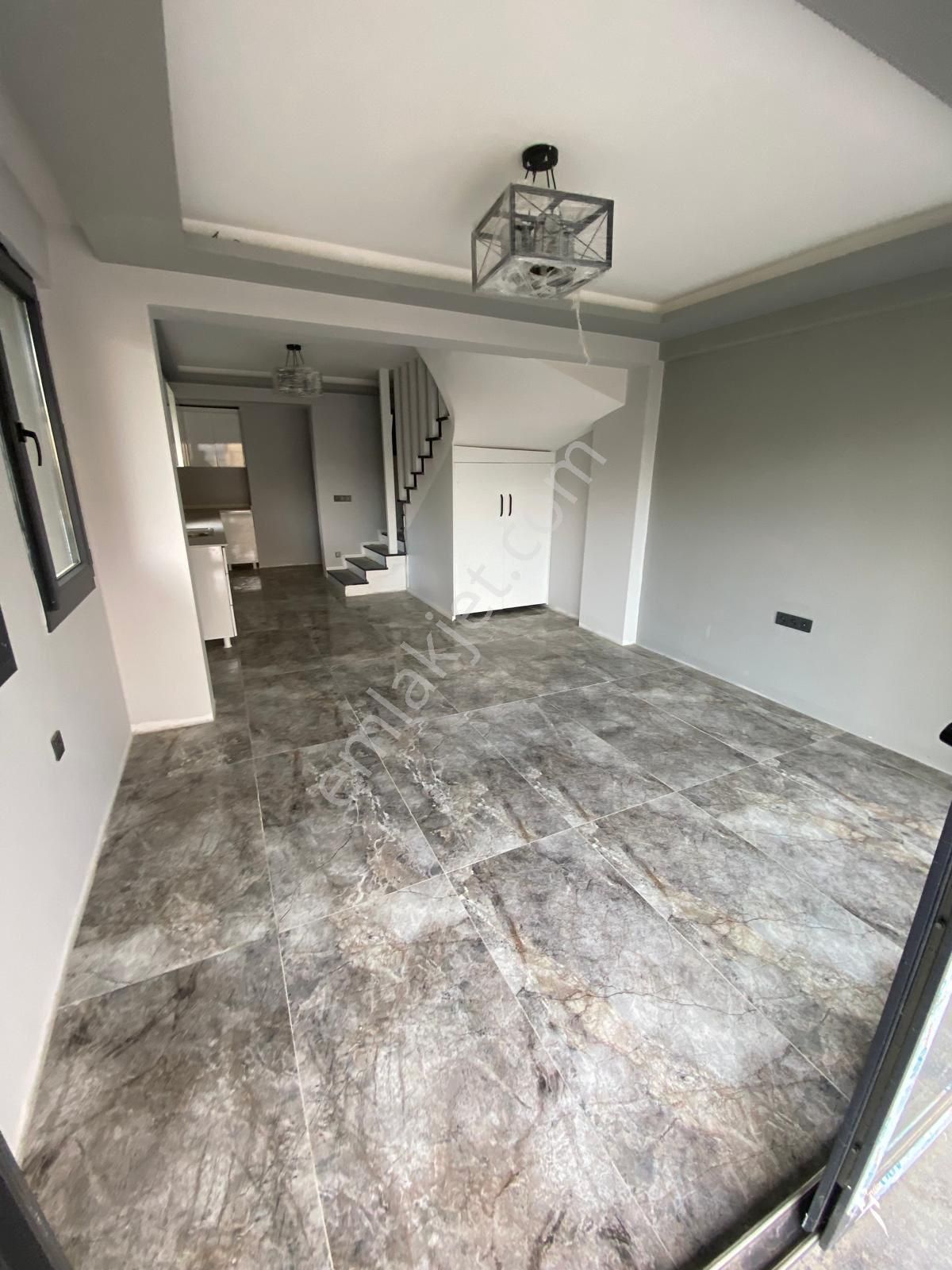 Kuşadası Karaova Satılık 2+1 Yazlık - Görsel 4