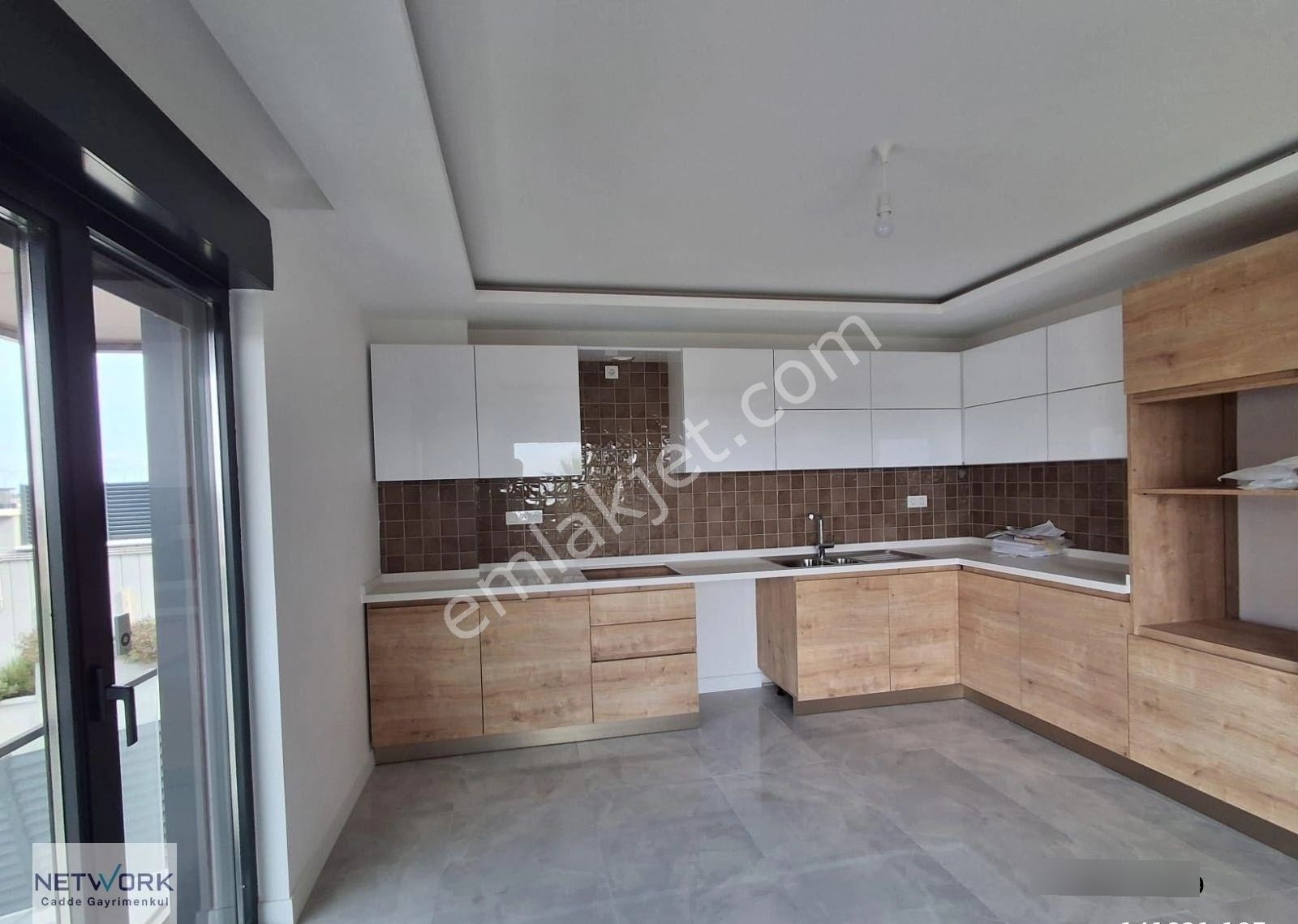 Tuzla Tepeören'de Site İçinde Havuzlu Müstakil Villa - Görsel 32