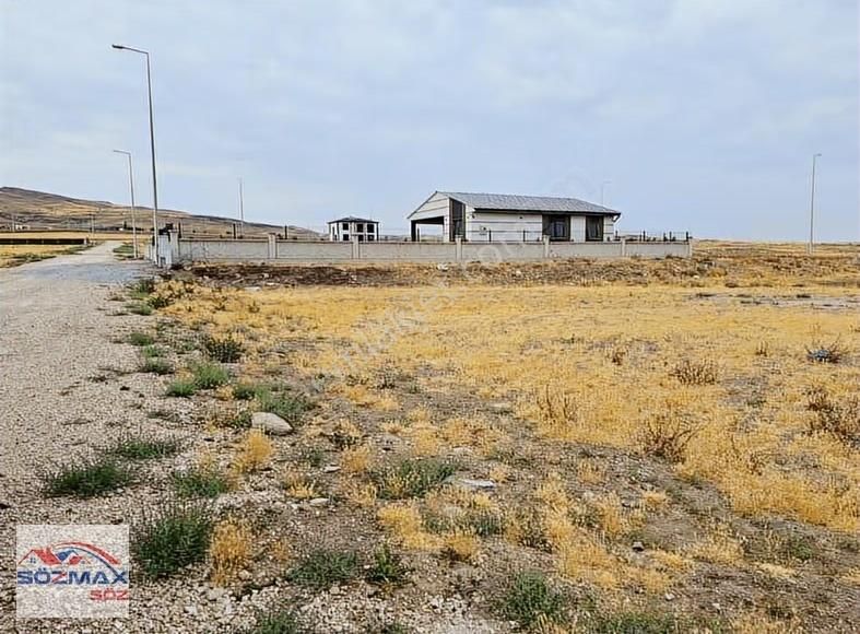 Güneşli 'de Parselli Acil Satılık Villa Arsası - Görsel 3