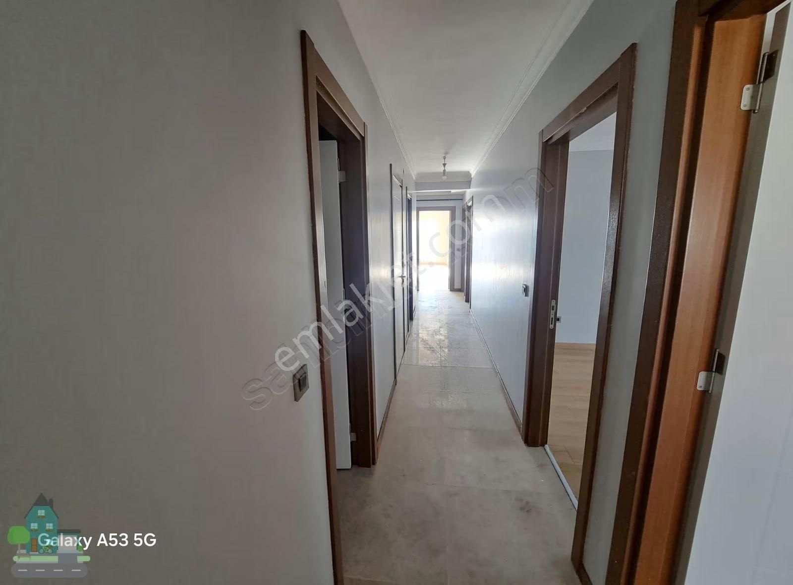 Satılık 4+1 Daire Huzurlu Marmara Sitesinde - Görsel 24