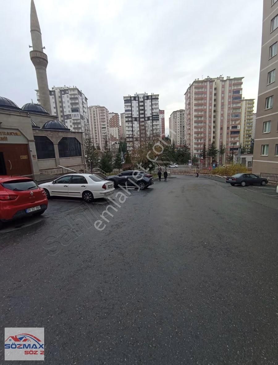 Talas Mevlana Mahallesinde Satılık 1+1 Devlet Kiracılı Daire
