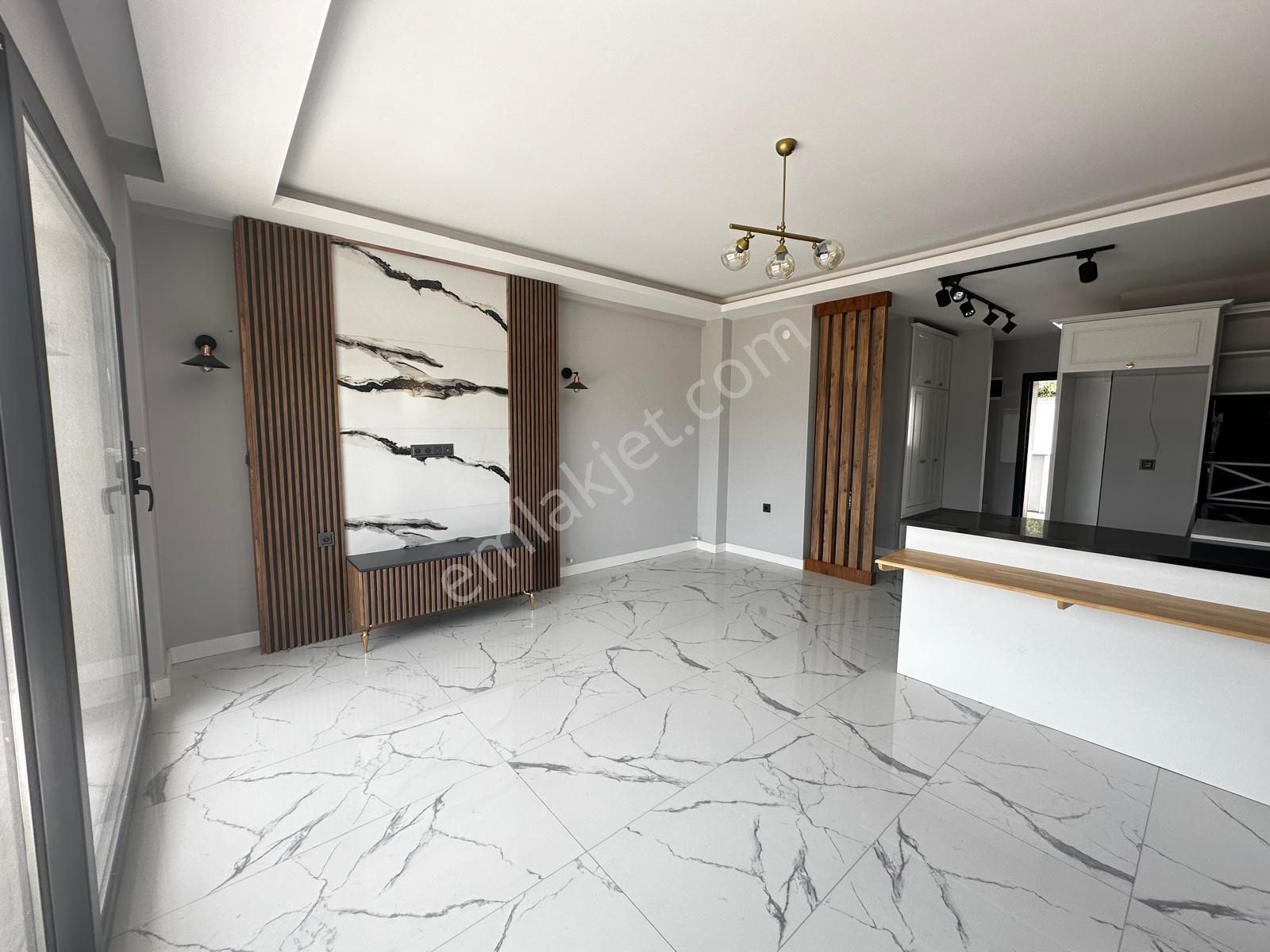 Kuşadası Deniz Manzaralı Tek Mustakil 3+2 Özel Havuzlu Satılık Villa - Görsel 14